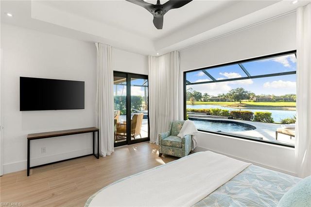 8745 Mustang Island CIR, Naples, FL 34113