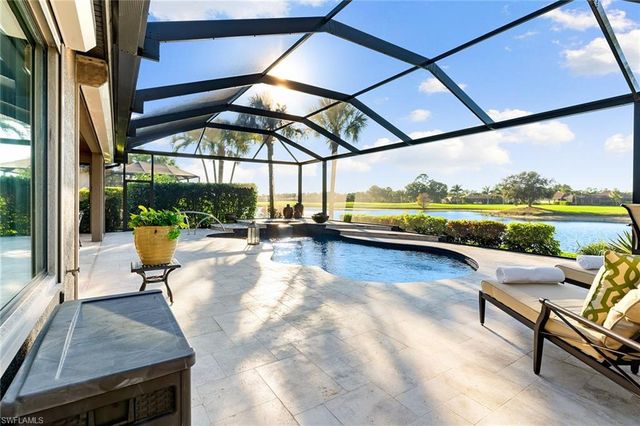 8745 Mustang Island CIR, Naples, FL 34113