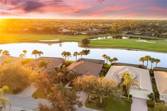 8745 Mustang Island CIR, Naples, FL 34113