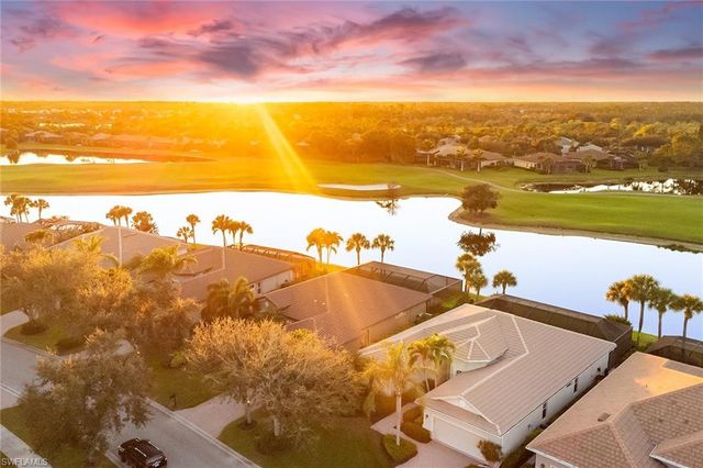 8745 Mustang Island CIR, Naples, FL 34113