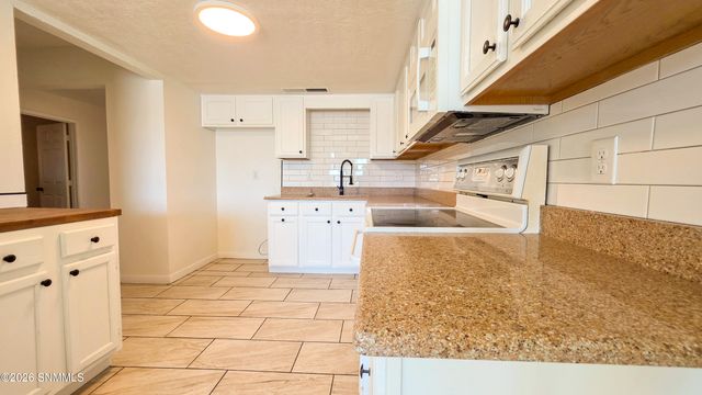 1931 Connie Lou Drive, Las Cruces, NM 88001