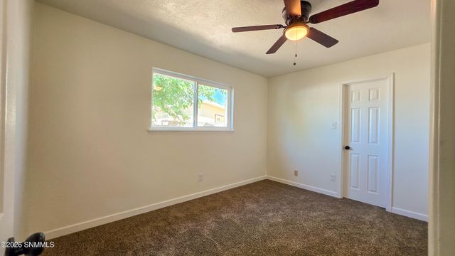 1931 Connie Lou Drive, Las Cruces, NM 88001