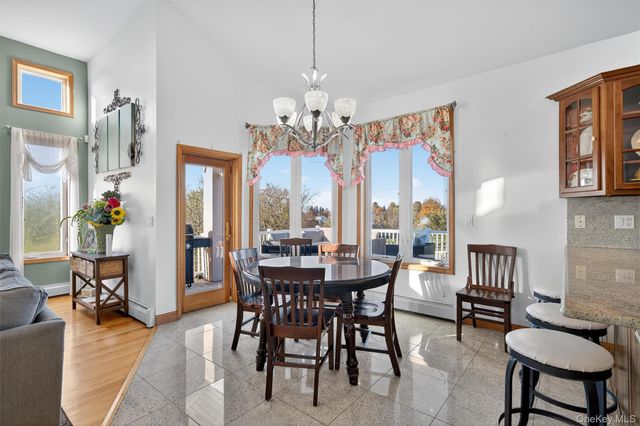 30 Heather Court, Middletown, NY 10941