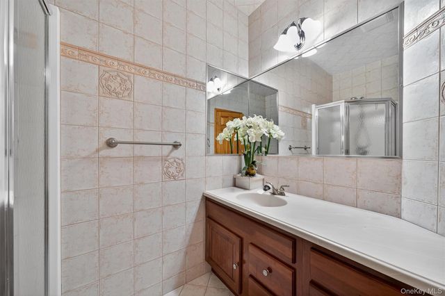 30 Heather Court, Middletown, NY 10941