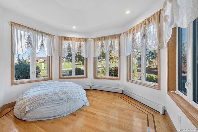 30 Heather Court, Middletown, NY 10941