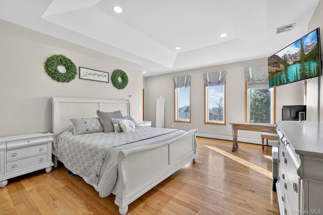 30 Heather Court, Middletown, NY 10941