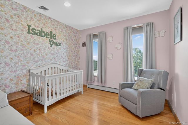 30 Heather Court, Middletown, NY 10941