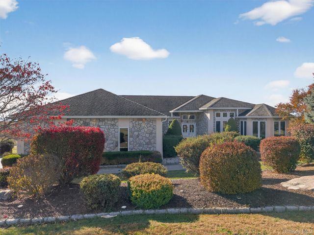 30 Heather Court, Middletown, NY 10941