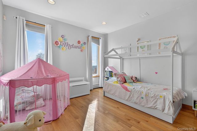 30 Heather Court, Middletown, NY 10941