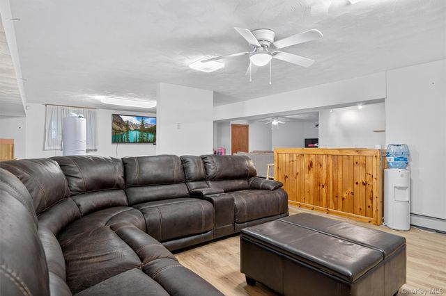 30 Heather Court, Middletown, NY 10941