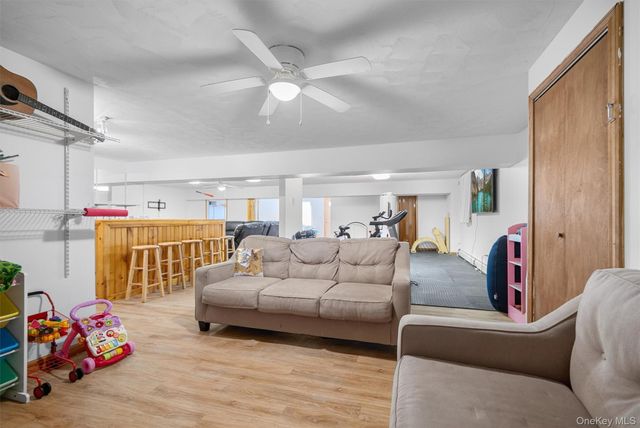 30 Heather Court, Middletown, NY 10941