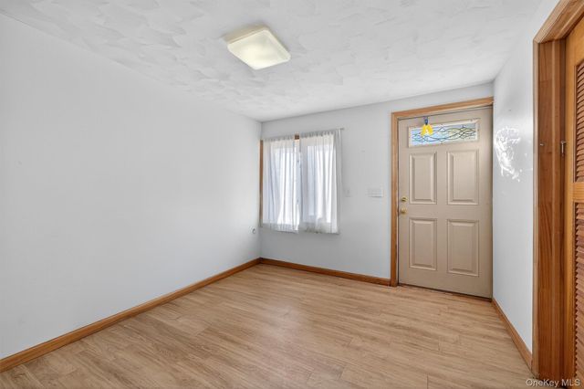 30 Heather Court, Middletown, NY 10941