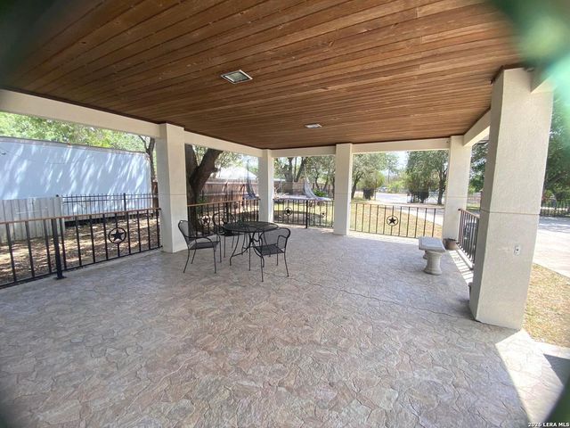 10851 SILVER TRL, Atascosa, TX 78002