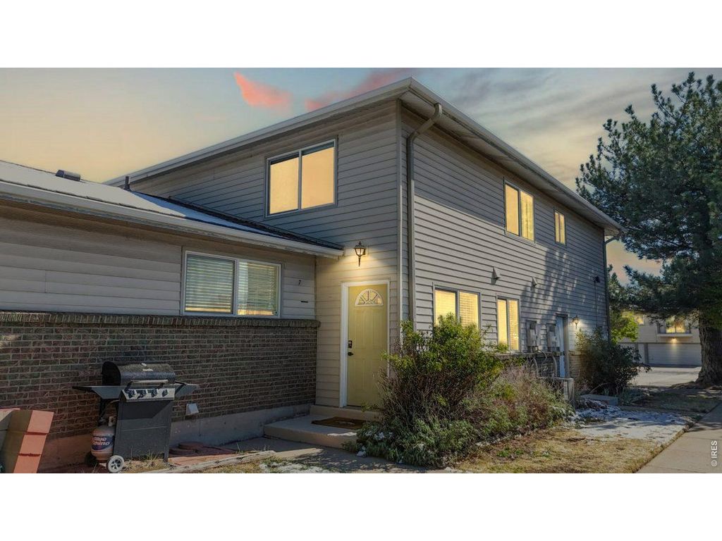 3354 S Flower St 7, Lakewood, CO 80227