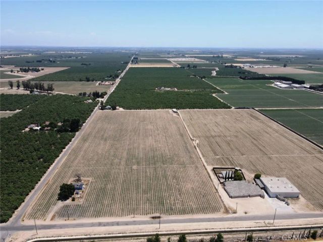 14597 Sunset, Livingston, CA 95334