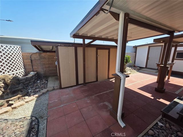1560 Massachusetts 21, Riverside, CA 92507