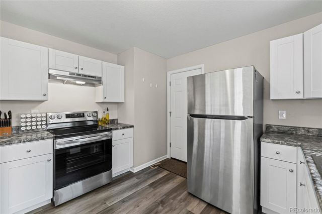 2413 15th Ave Ct, Greeley, CO 80631