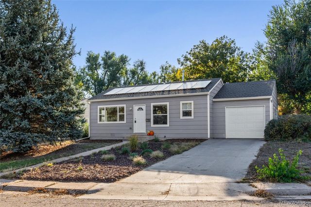 2413 15th Ave Ct, Greeley, CO 80631