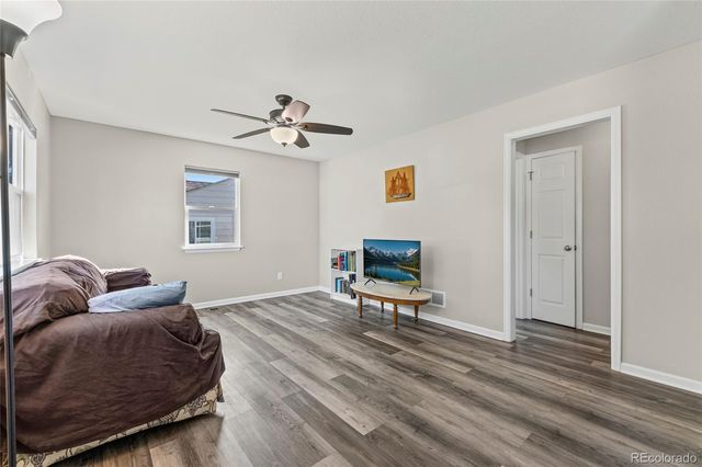 2413 15th Ave Ct, Greeley, CO 80631