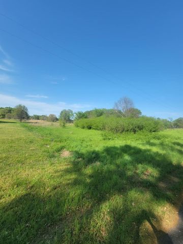 1821 County Road 1570, Alba, TX 75410