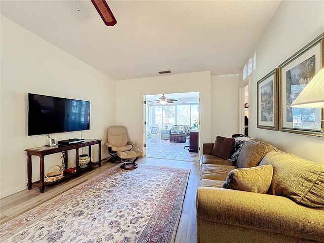 5611 GARDEN LAKES DRIVE, Bradenton, FL 34203