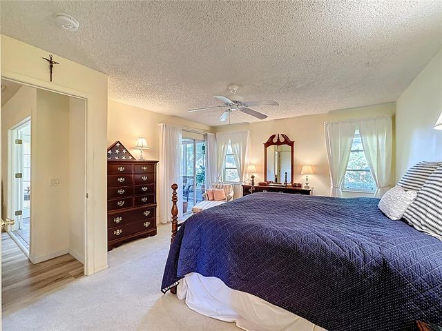 5611 GARDEN LAKES DRIVE, Bradenton, FL 34203