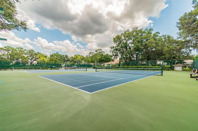 5611 GARDEN LAKES DRIVE, Bradenton, FL 34203