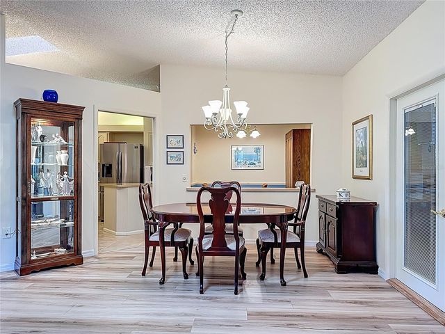 5611 GARDEN LAKES DRIVE, Bradenton, FL 34203