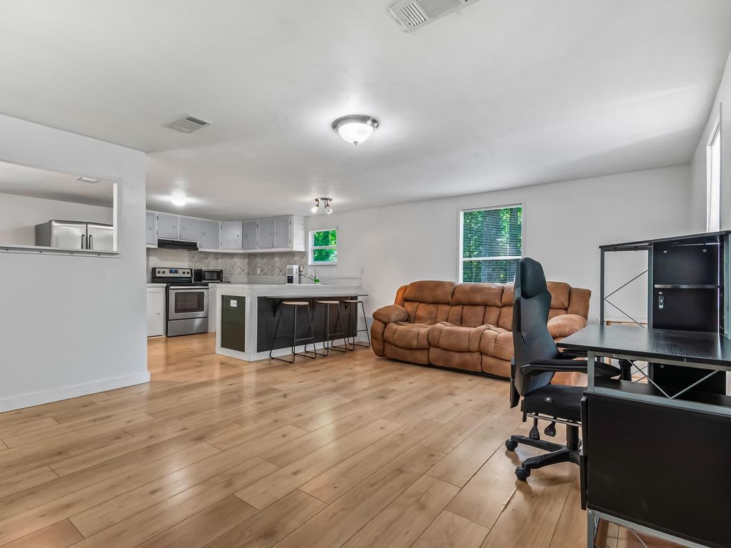 Image 34 of property listing at 1266 Dr MLK Jr Memorial Road, Crawfordville, FL 32327