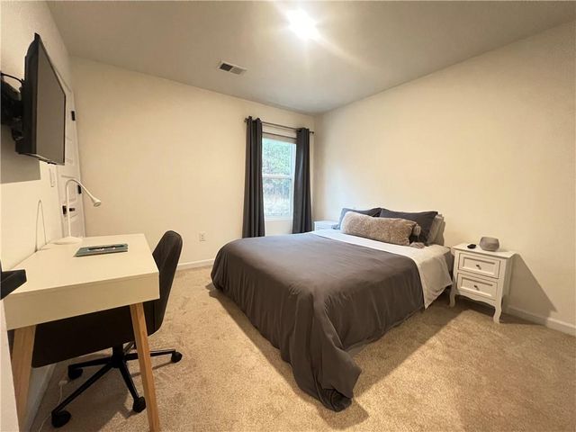 480 Shasta Court, Hoschton, GA 30548