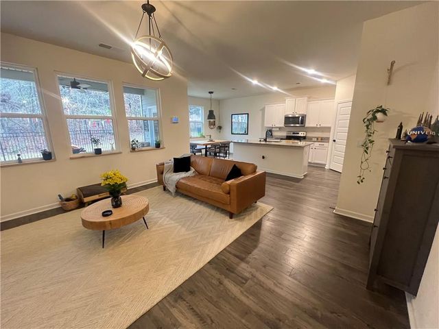 480 Shasta Court, Hoschton, GA 30548