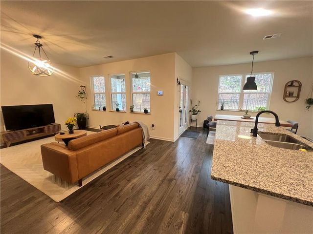 480 Shasta Court, Hoschton, GA 30548