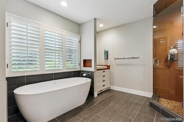 4900 Lakeshore Drive, Littleton, CO 80123