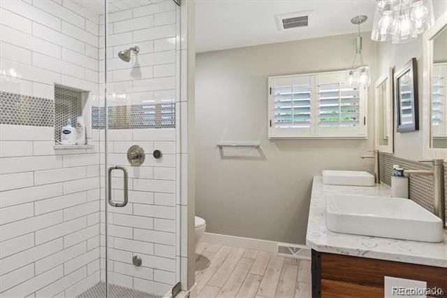 4900 Lakeshore Drive, Littleton, CO 80123