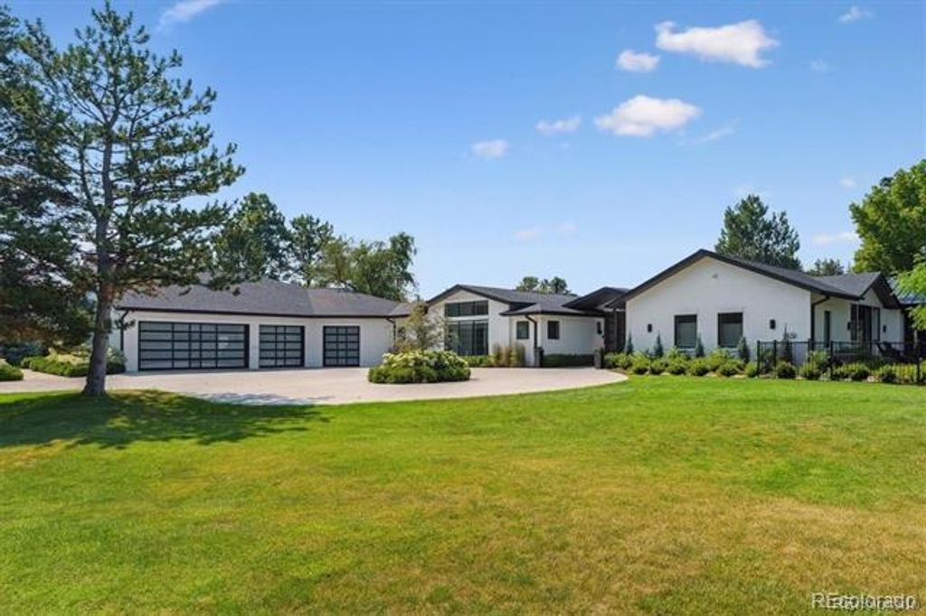 4900 Lakeshore Drive, Littleton, CO 80123