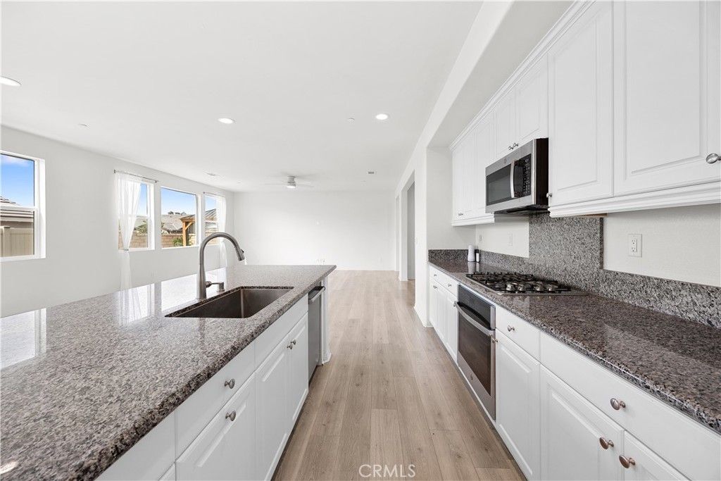 Image 12 of property listing at 30383 Freeman, Menifee, CA 92584