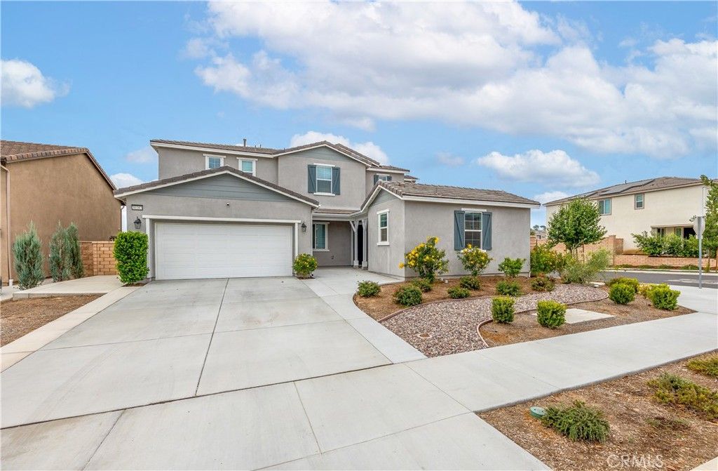 Image 2 of property listing at 30383 Freeman, Menifee, CA 92584