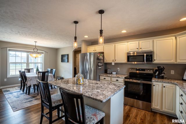 304 Eric Drive, Herrin, IL 62948