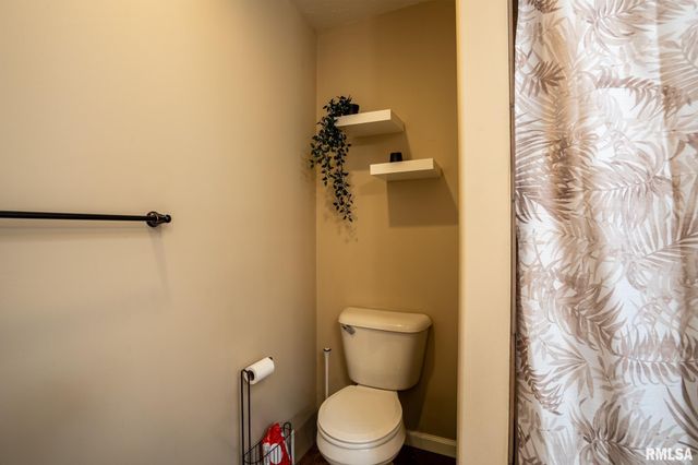 304 Eric Drive, Herrin, IL 62948