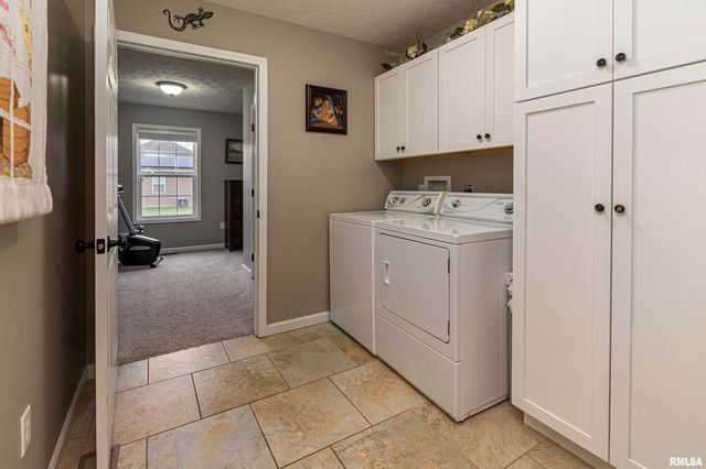 304 Eric Drive, Herrin, IL 62948