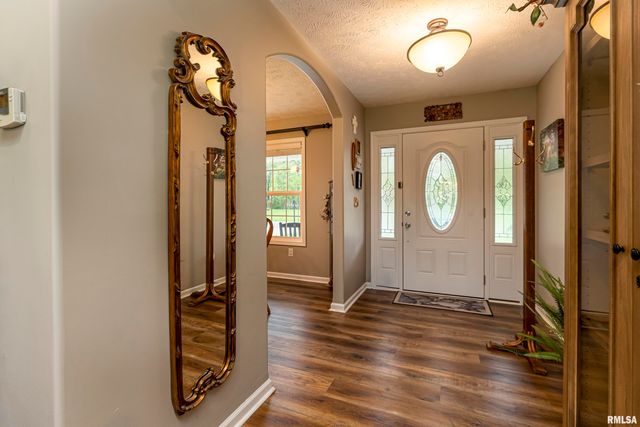 304 Eric Drive, Herrin, IL 62948