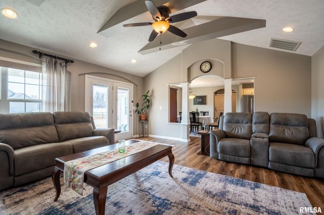 304 Eric Drive, Herrin, IL 62948