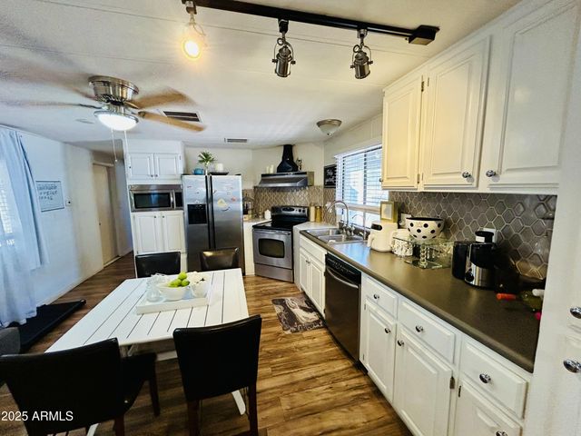 2609 W Southern Avenue 33, Tempe, AZ 85282