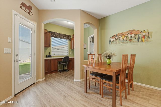 332 W SEVEN SEAS Drive, Casa Grande, AZ 85122