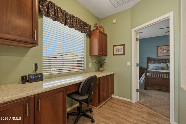 332 W SEVEN SEAS Drive, Casa Grande, AZ 85122