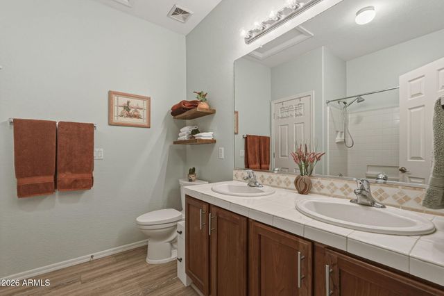 332 W SEVEN SEAS Drive, Casa Grande, AZ 85122