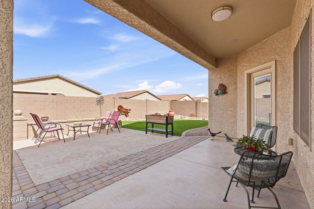 332 W SEVEN SEAS Drive, Casa Grande, AZ 85122