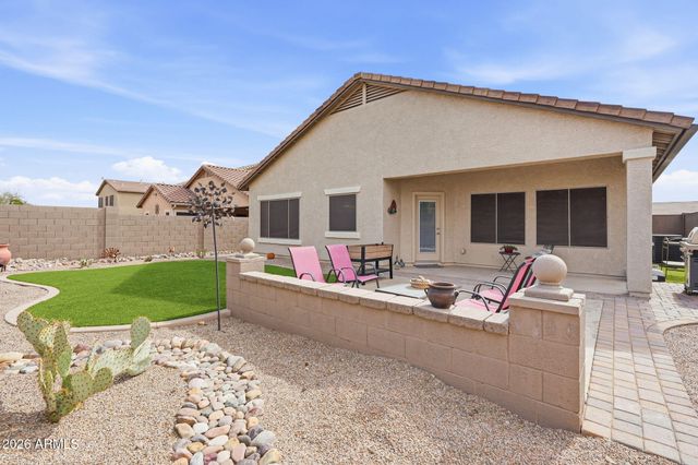 332 W SEVEN SEAS Drive, Casa Grande, AZ 85122