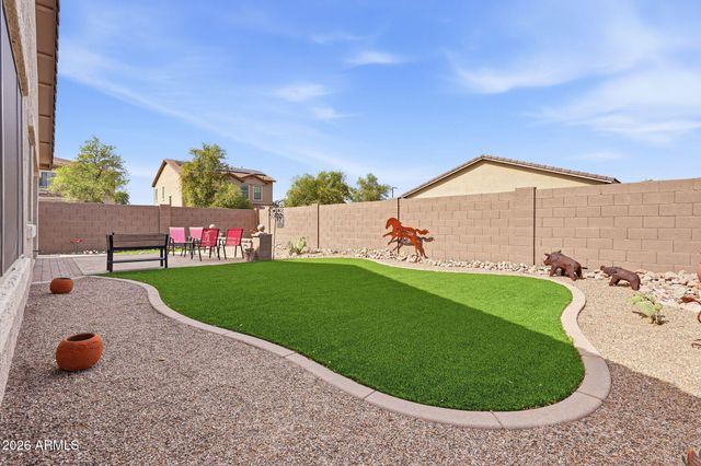 332 W SEVEN SEAS Drive, Casa Grande, AZ 85122