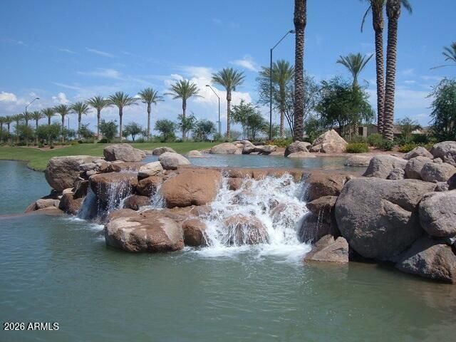 332 W SEVEN SEAS Drive, Casa Grande, AZ 85122